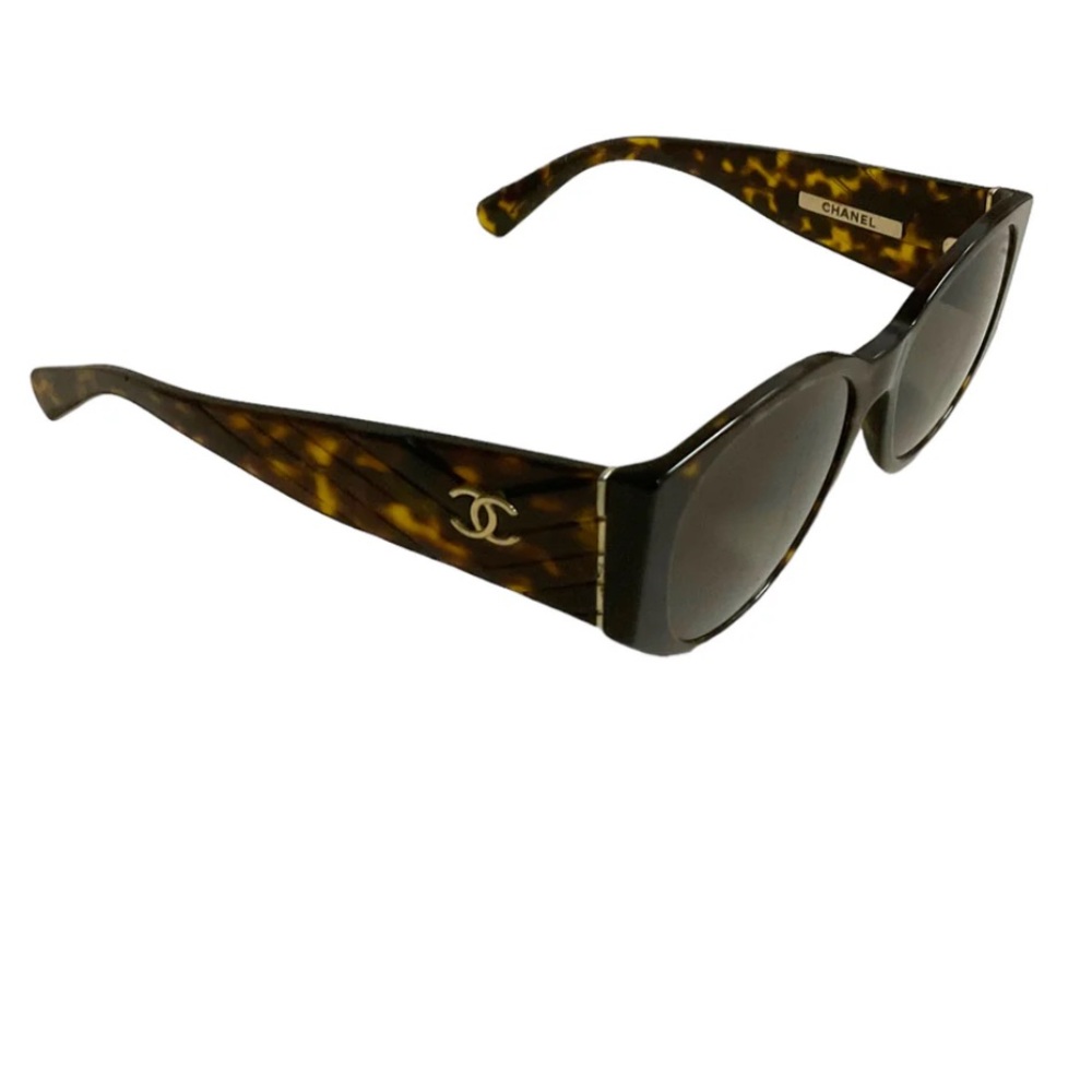 Sunglasses Luxury Designer By Chanel